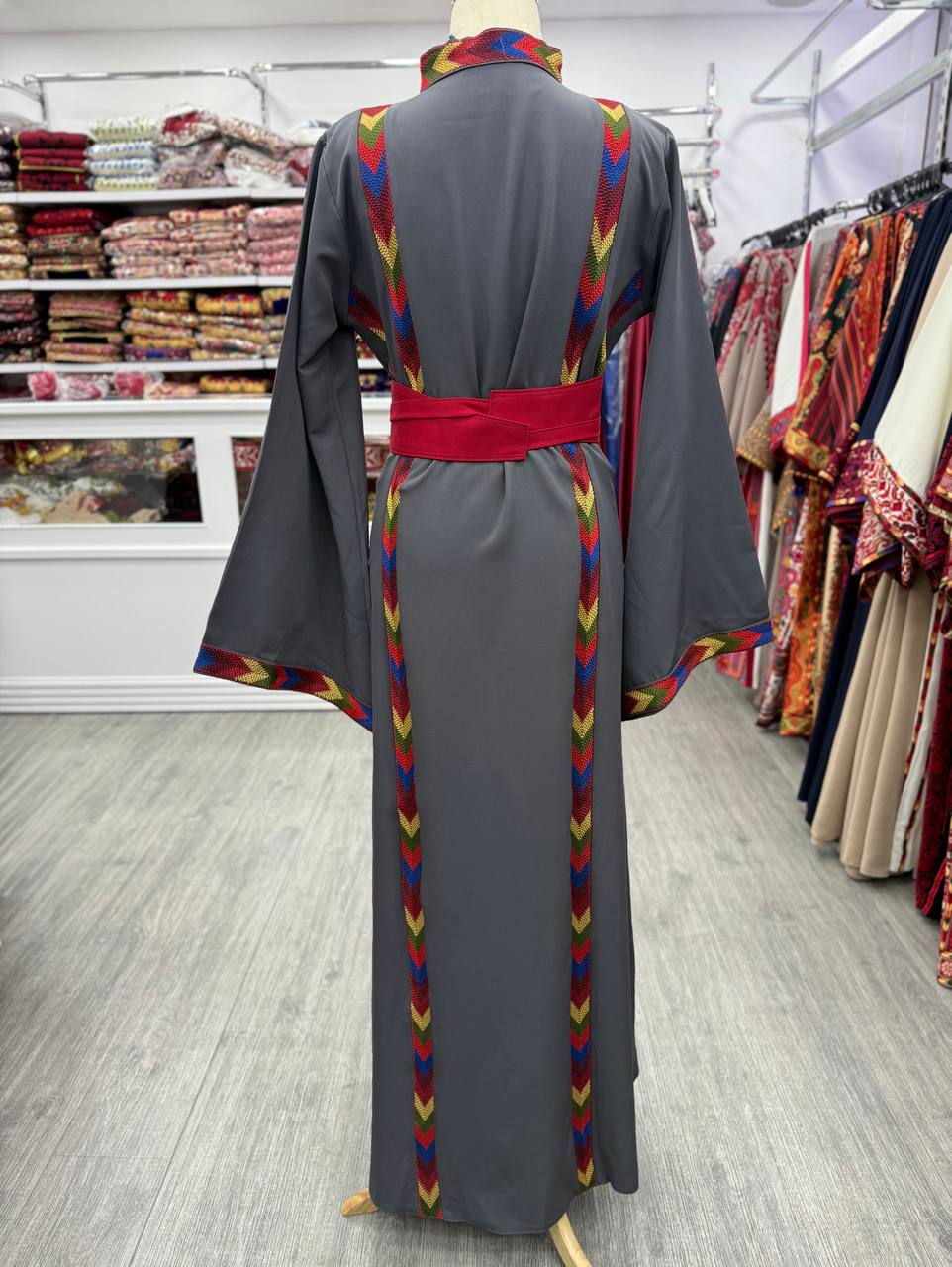Nouvelle robe Manajel Tatreez