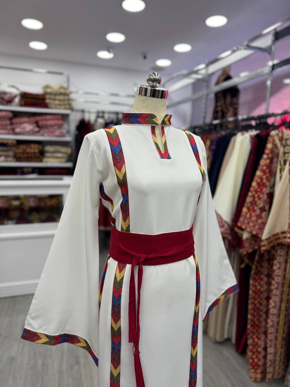 Nouvelle robe Manajel Tatreez