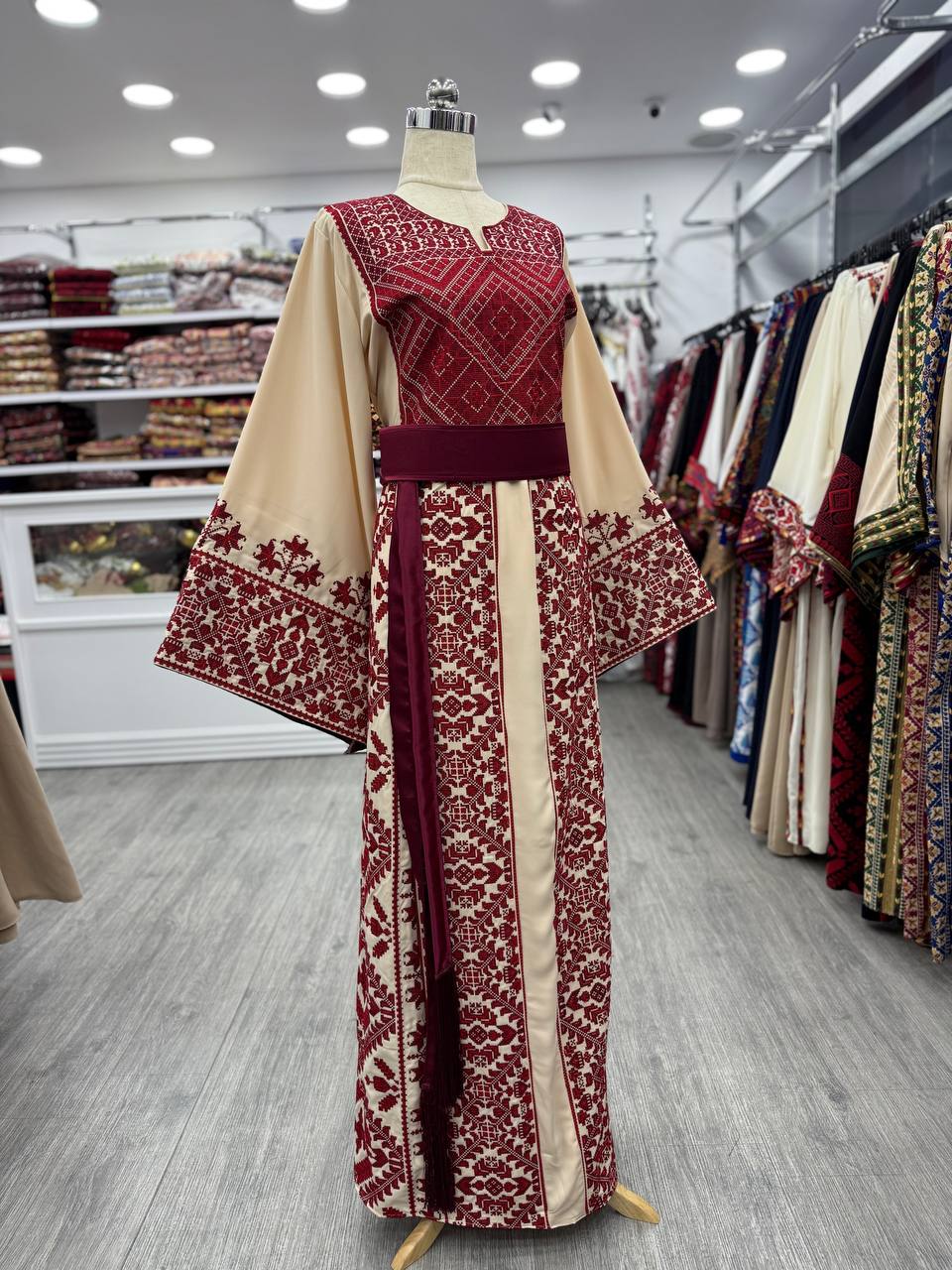 Nouveau Thobe Falahi noir et beige