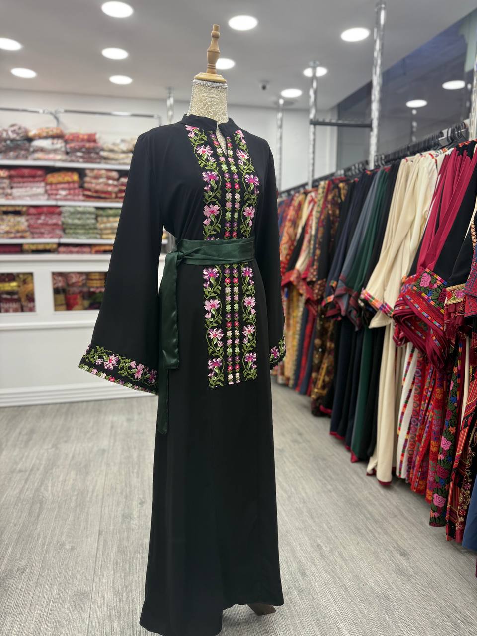 New simple unique Tatreez Abaya
