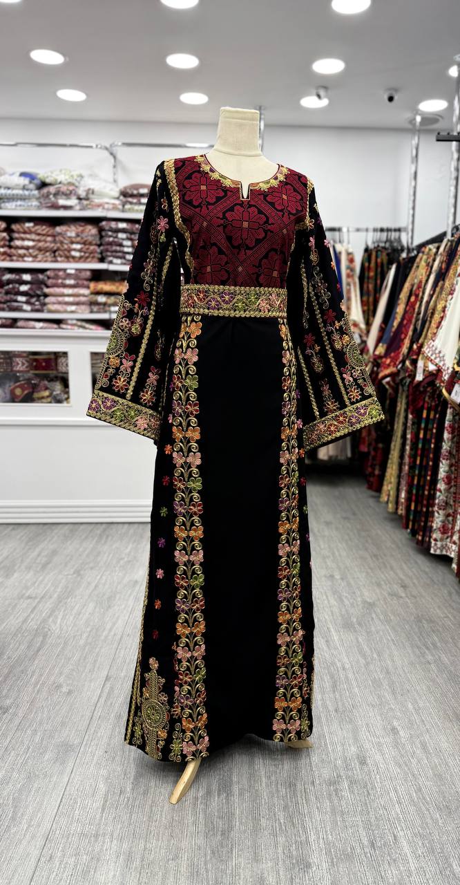 New Traditional Malka Tatreez with kassab Thobe