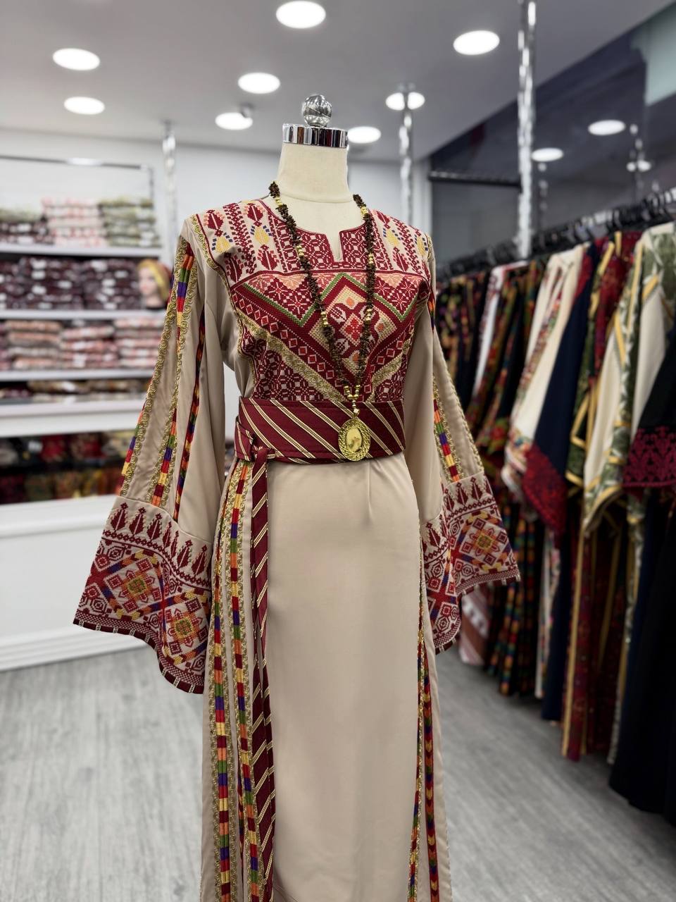 New Beige Manajel with Kassab Thobe