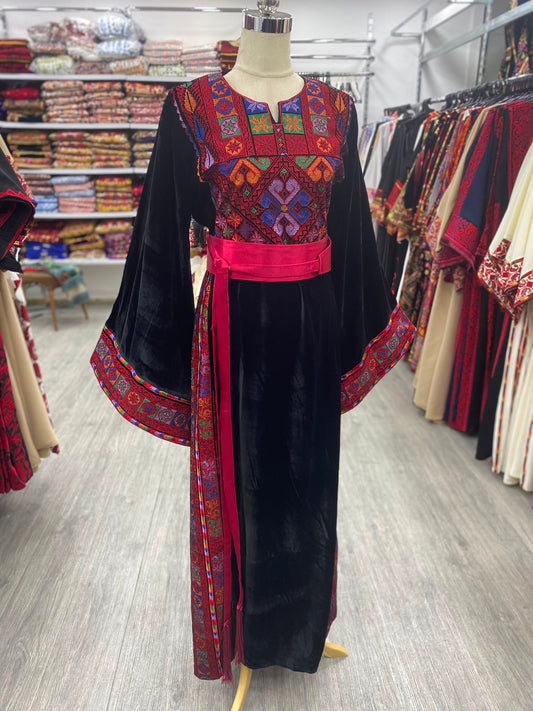 Traditional Velvet Thobe