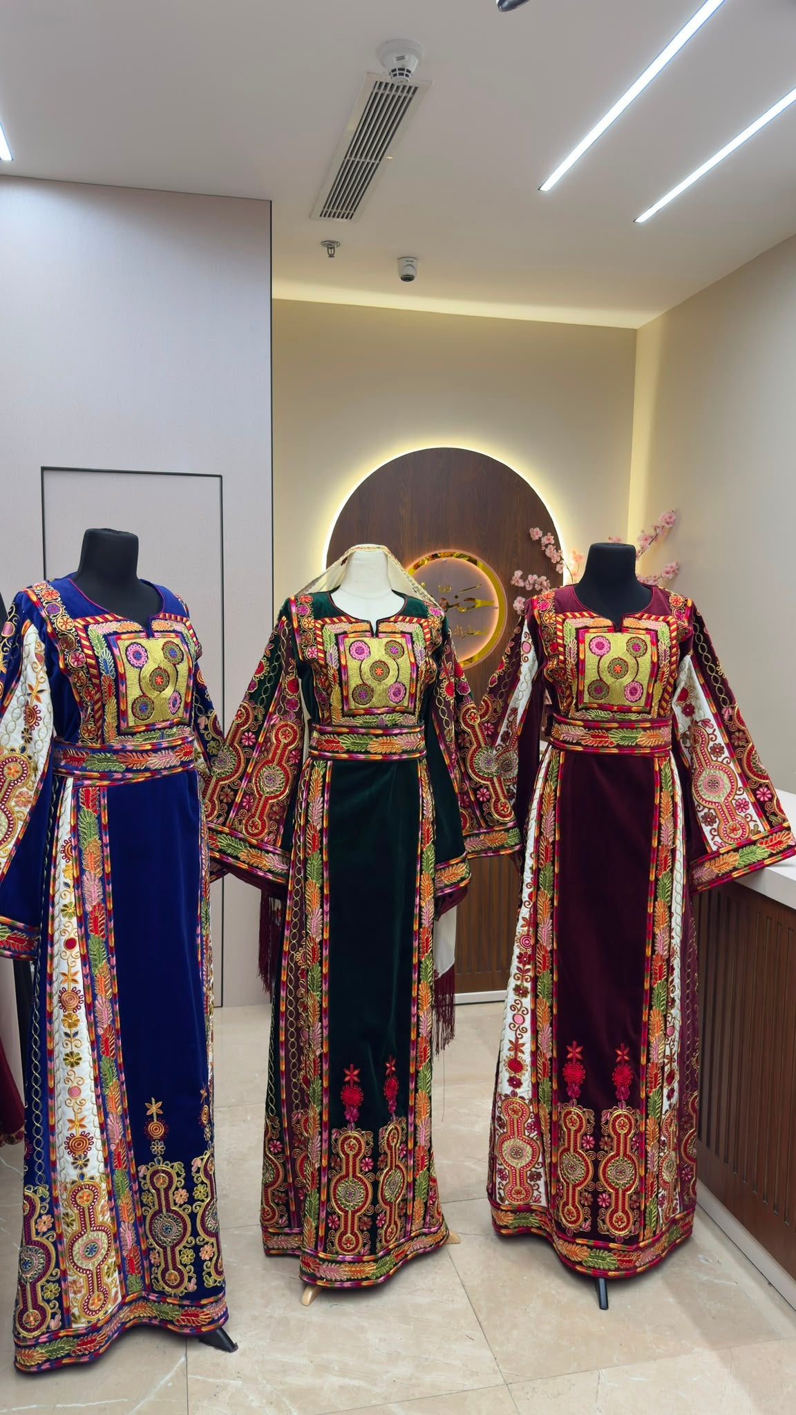 New Velvet Malka With Kassab Thobe