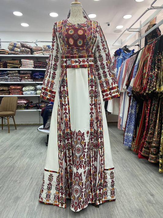 Bridal Malka thoub with embroidered tail