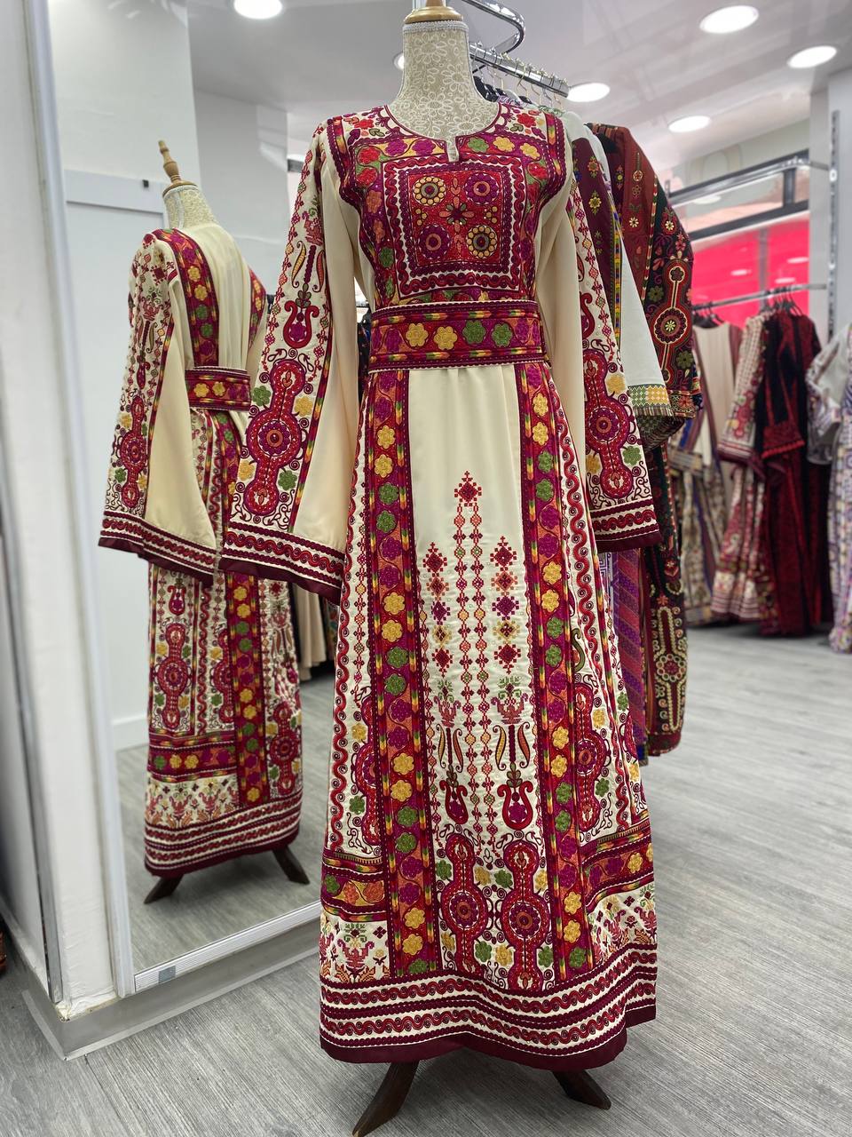 New beige Malka thobe with traditional colors