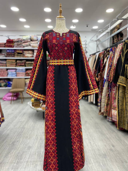 New Heavy Embroidered Etameen Thobe