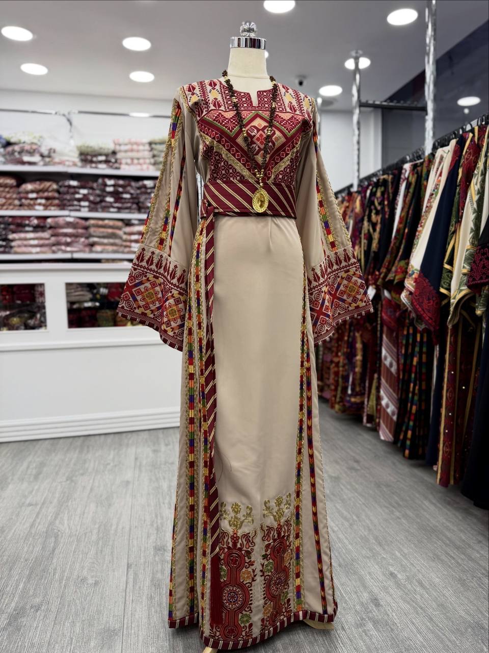 New Beige Manajel with Kassab Thobe