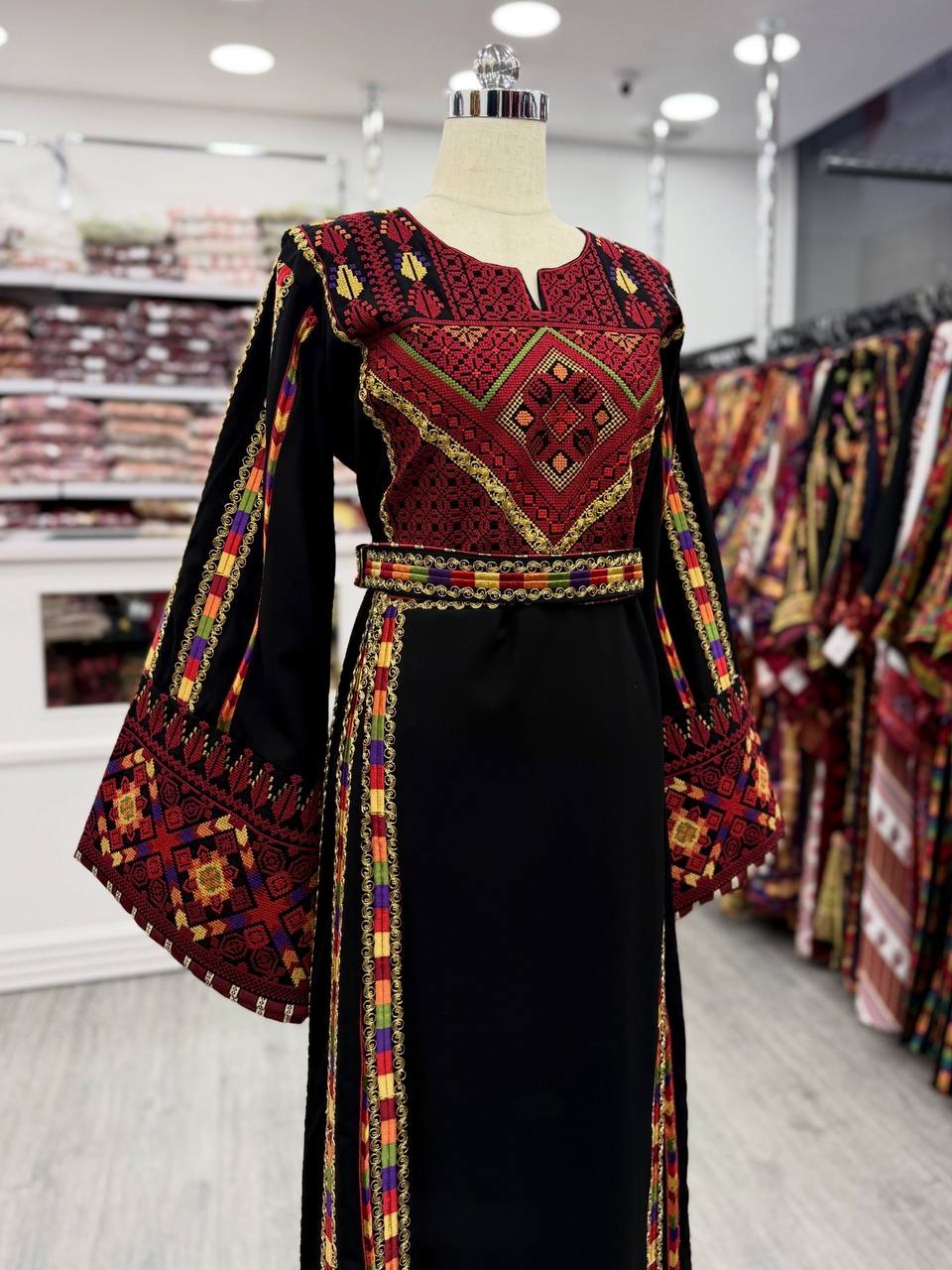 New Black Manajel with Kassab Thobe