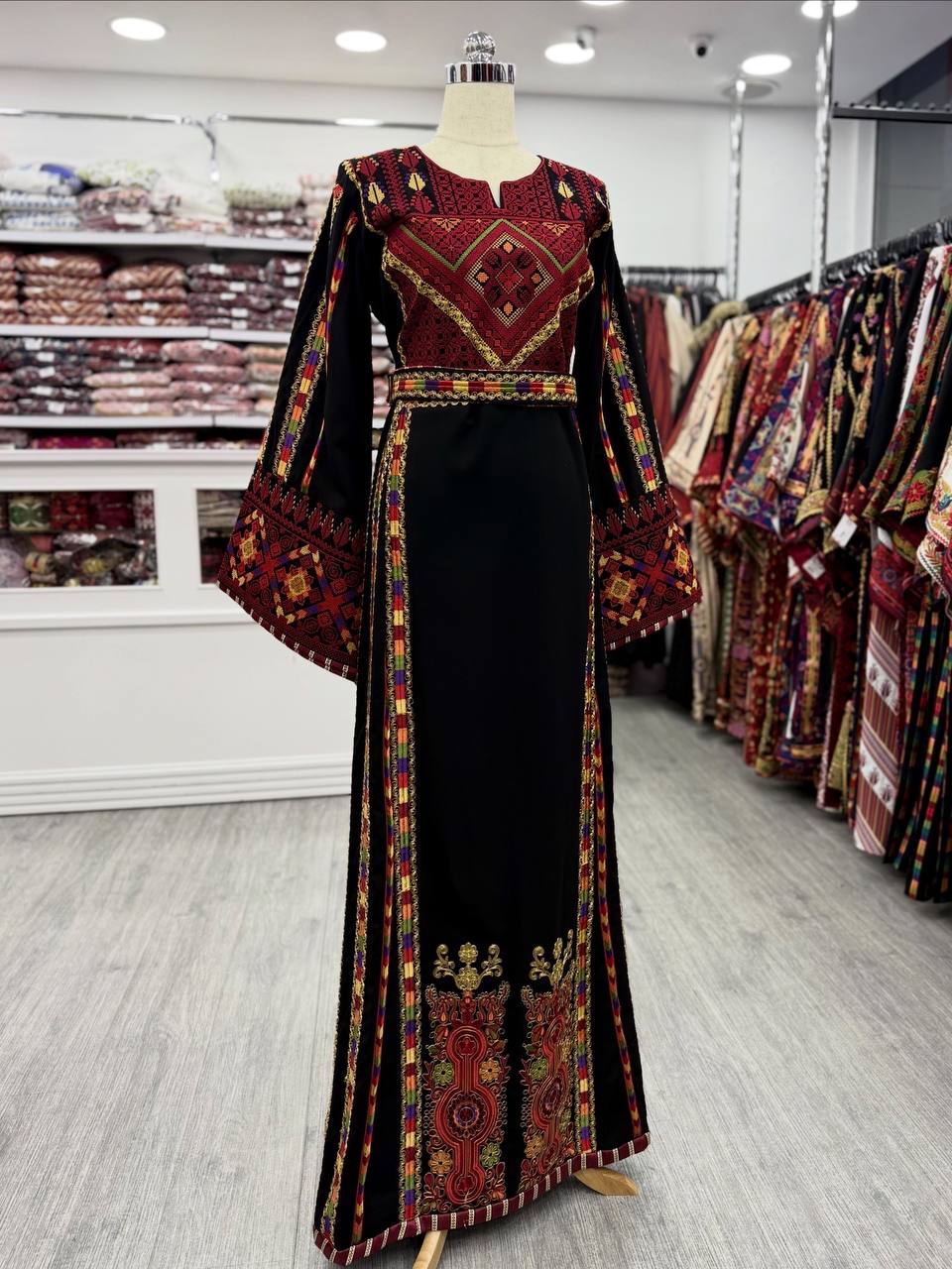 New Black Manajel with Kassab Thobe